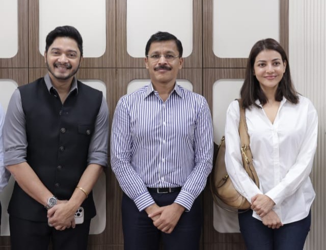 काजल, श्रेयस तळपदेची तुकाराम मुंडेंशी भेट